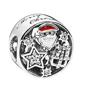 Pandora Santa Charm